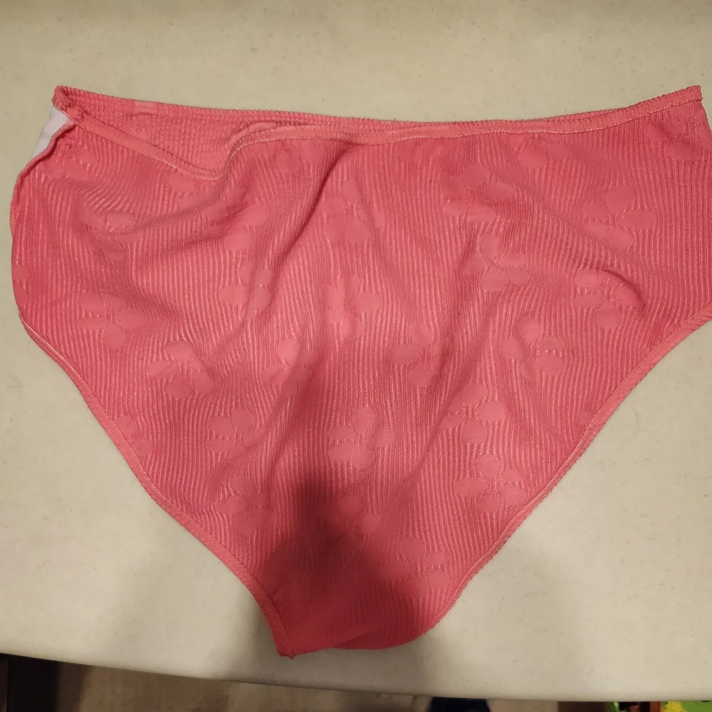 Pink Ruffled Women's Top - Picture 8 of 8